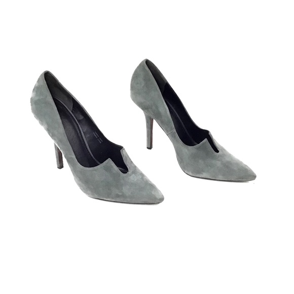 🌹VERA WANG COLLECTION Hunter Green Suede Pumps🌹 - Picture 1 of 8